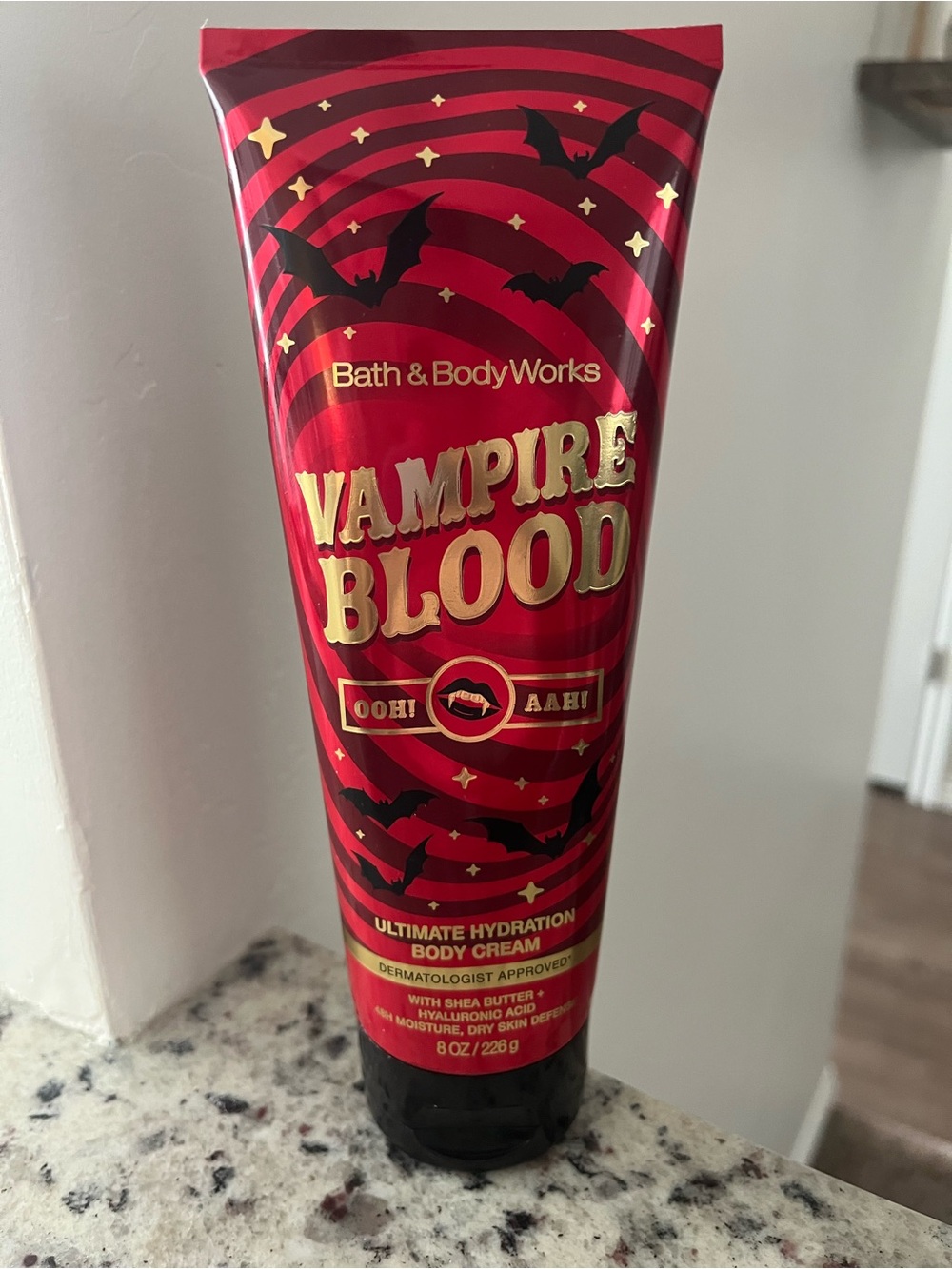 Bath & Body Works Vampire Blood Body Cream - Red & Gold
